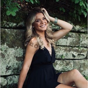 Meet your Posher, Haley